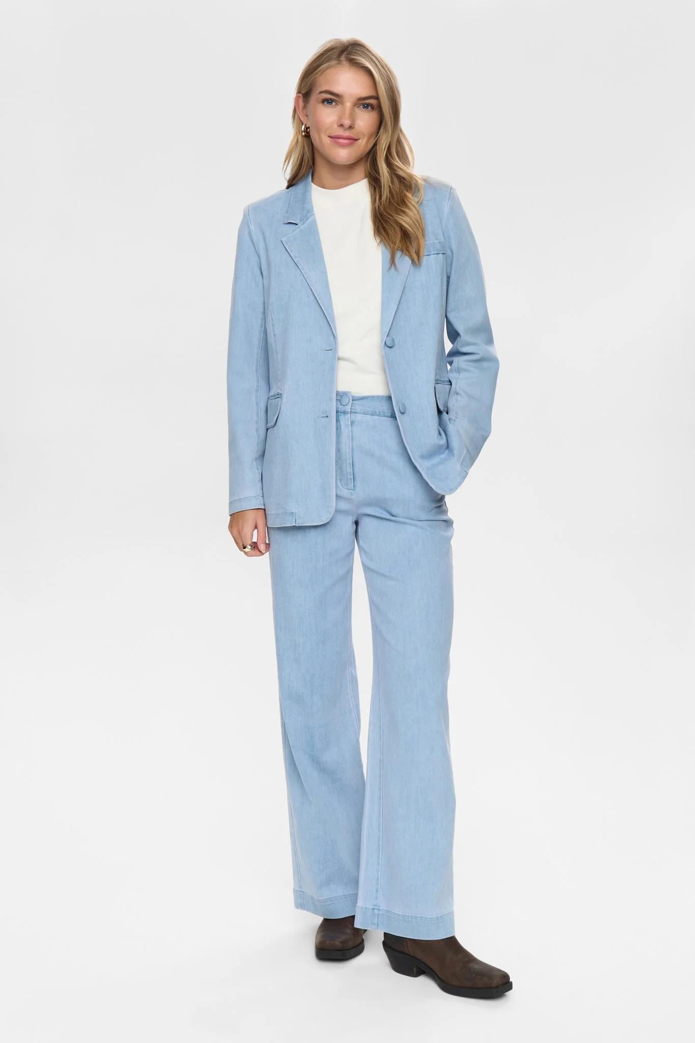 NUALETTA -  BLAZER - Light Blue Denim - Image 3