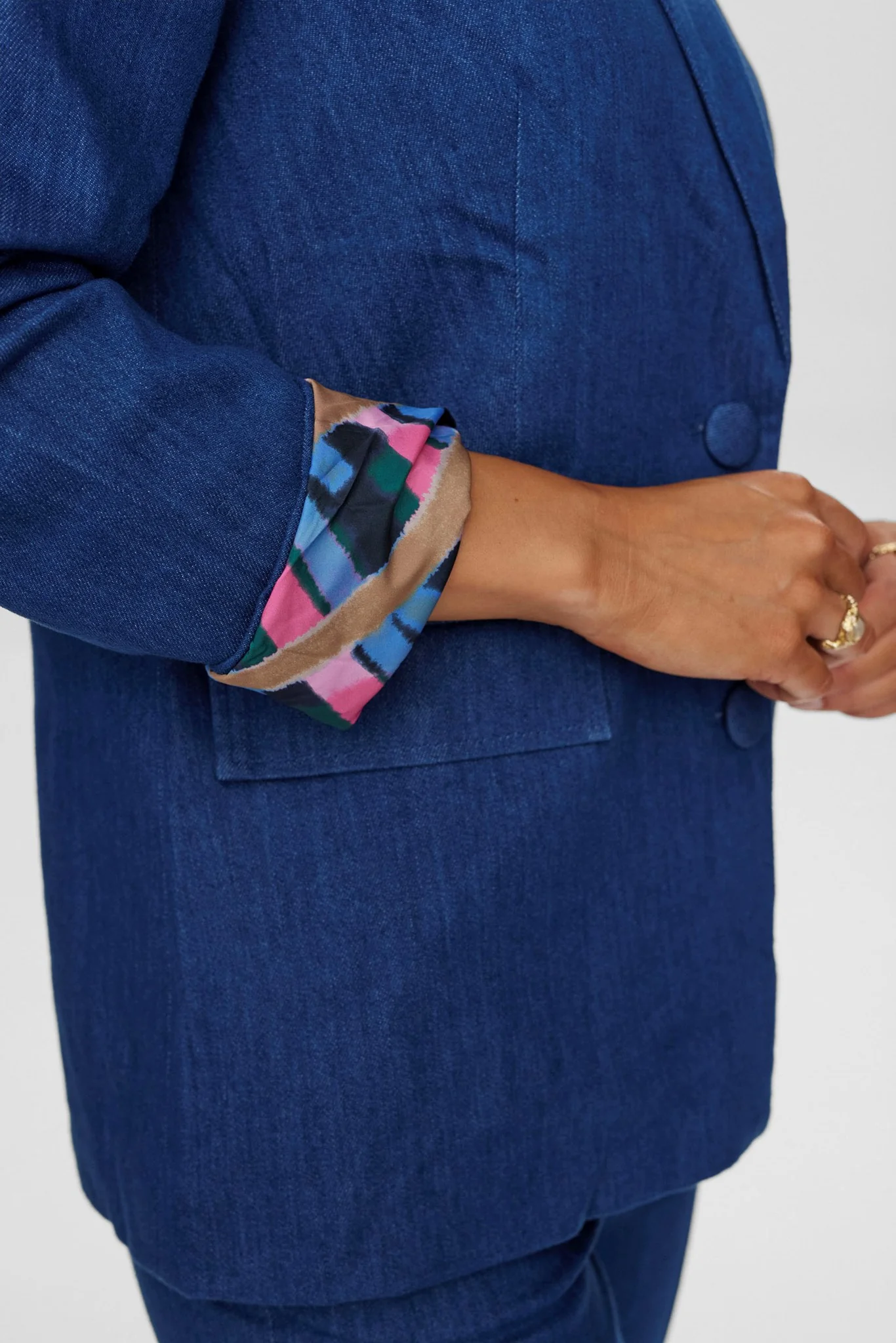 NUALETTA BLAZER  - Med. Blue Washed Denim - Image 4