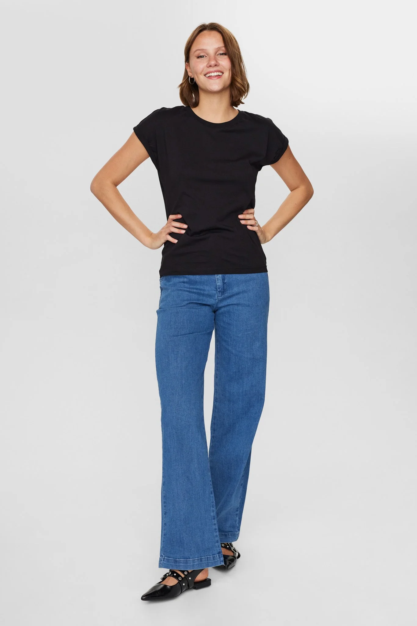 NUBEVERLY T-SHIRT - GOTS - Caviar - Image 6