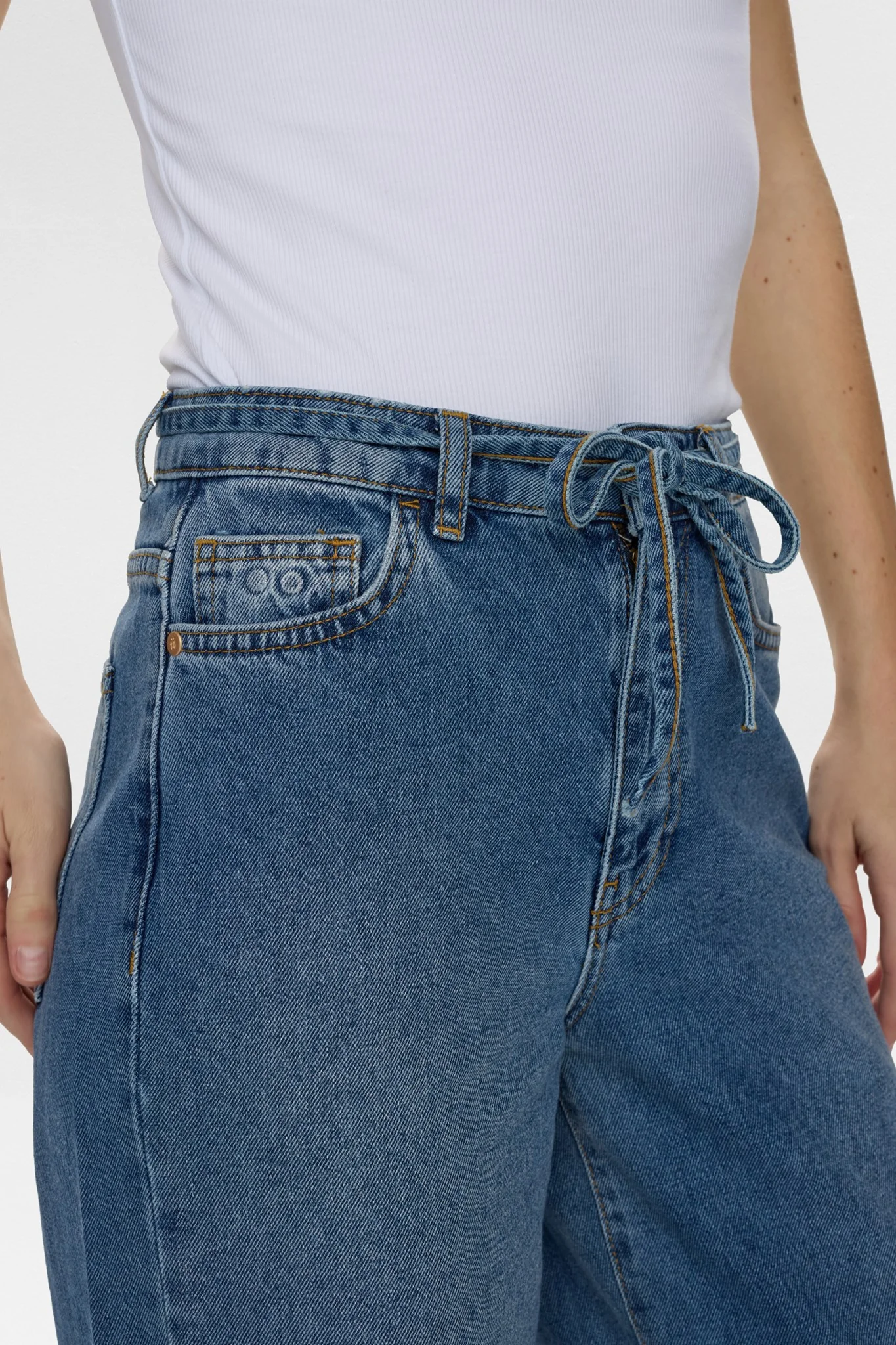 NUBROOKLYN HR WIDE JEANS - P3013 - Medium Blue Denim - Image 4