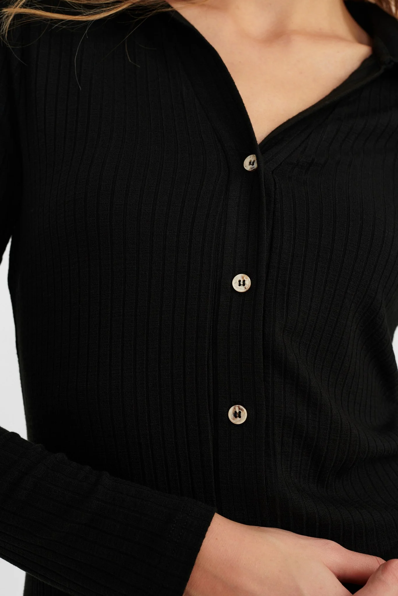 NUBUTTON BLOUSE  - Caviar - Image 4