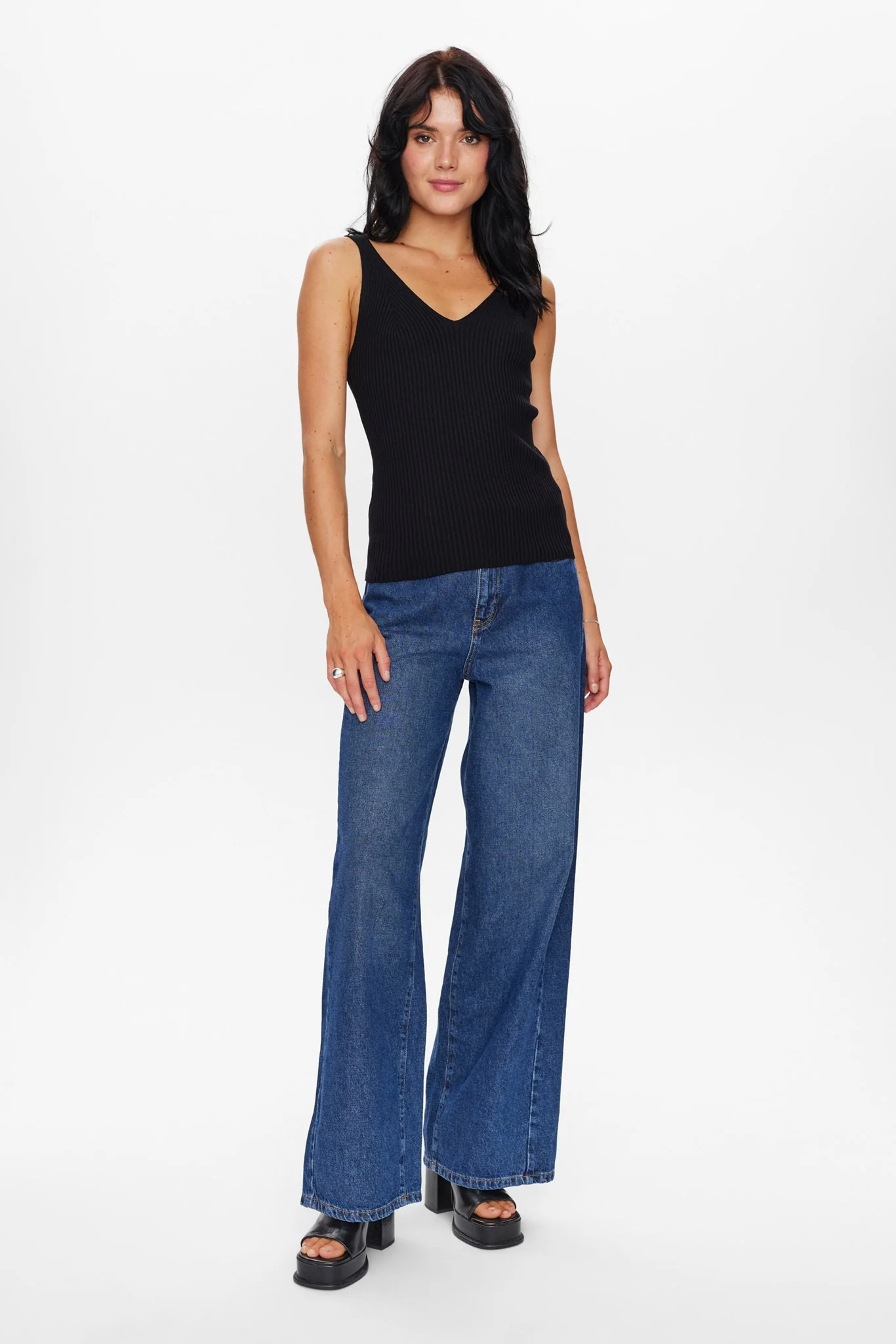 NUCERYS KNIT TOP - Caviar - Image 3