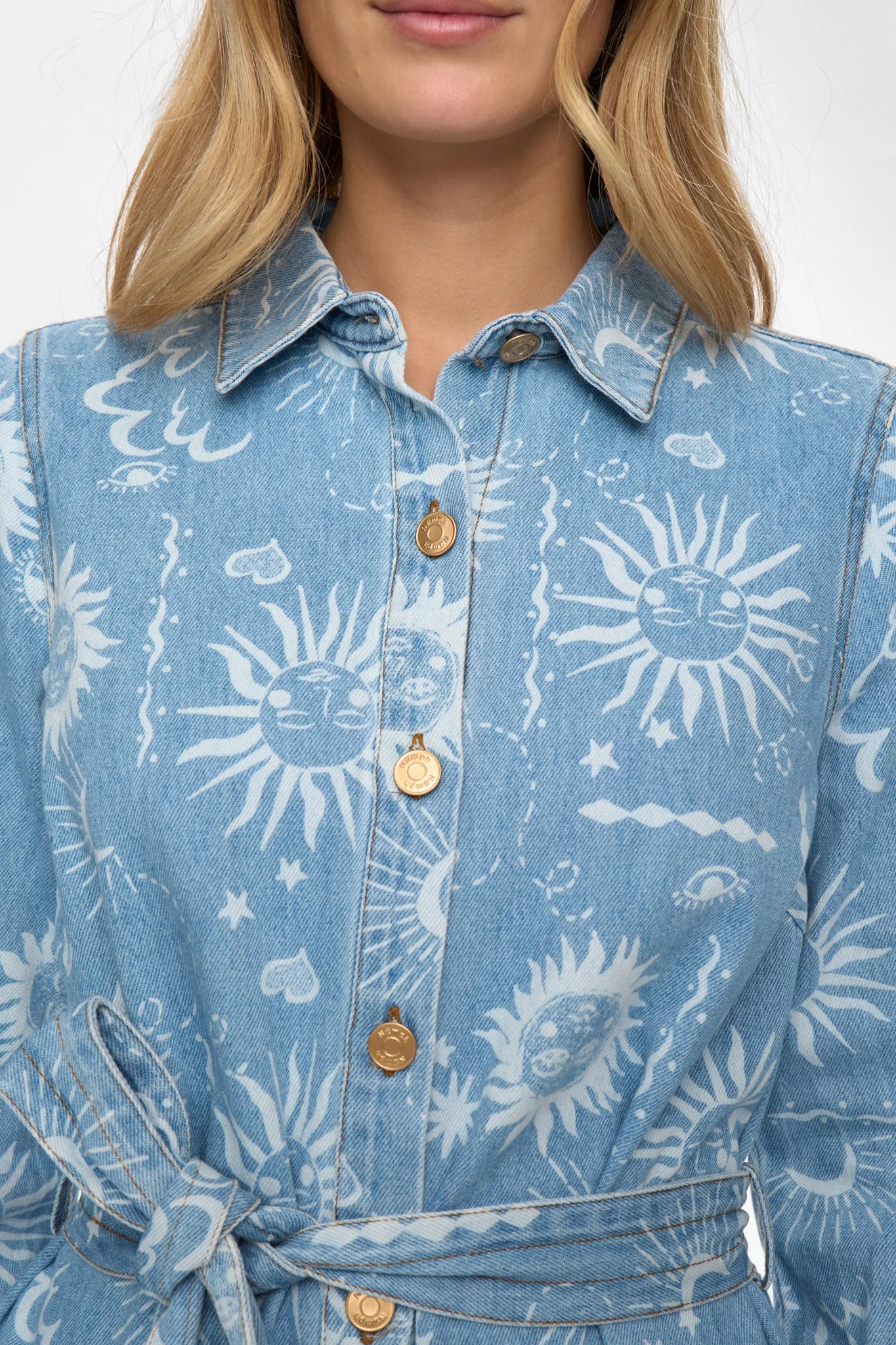 NUGISELLY DRESS - Light Blue Denim - Image 4