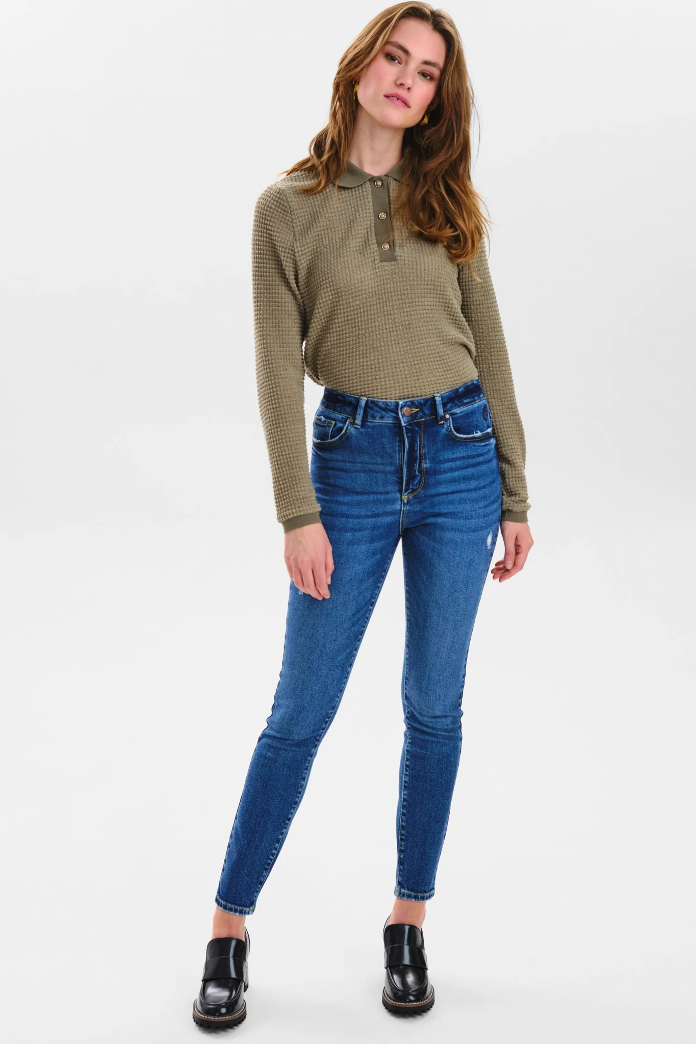 NUKENYA JEANS  - Medium Blue Denim - Image 3
