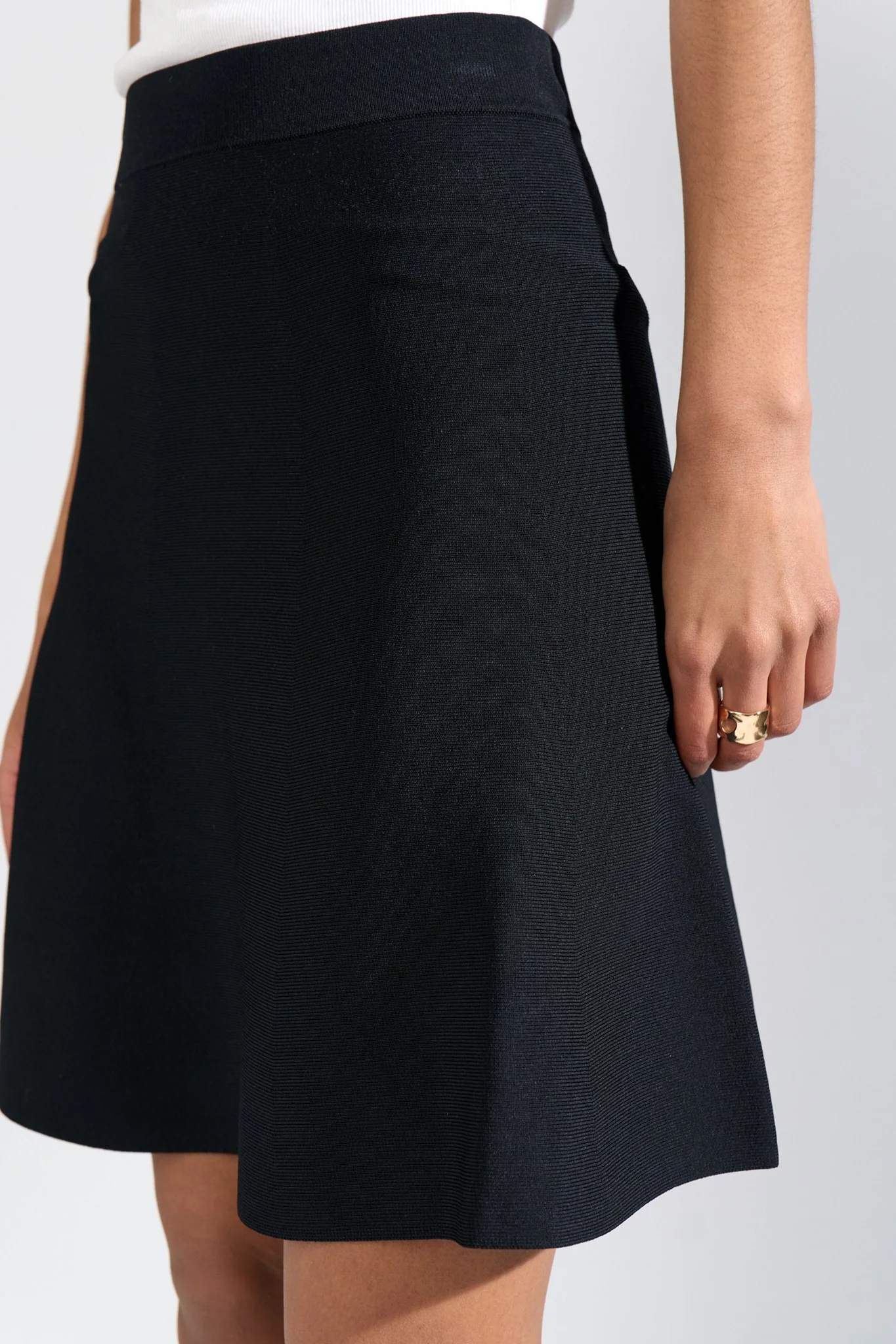 NULILLYPILLY SKIRT - Caviar - Image 5