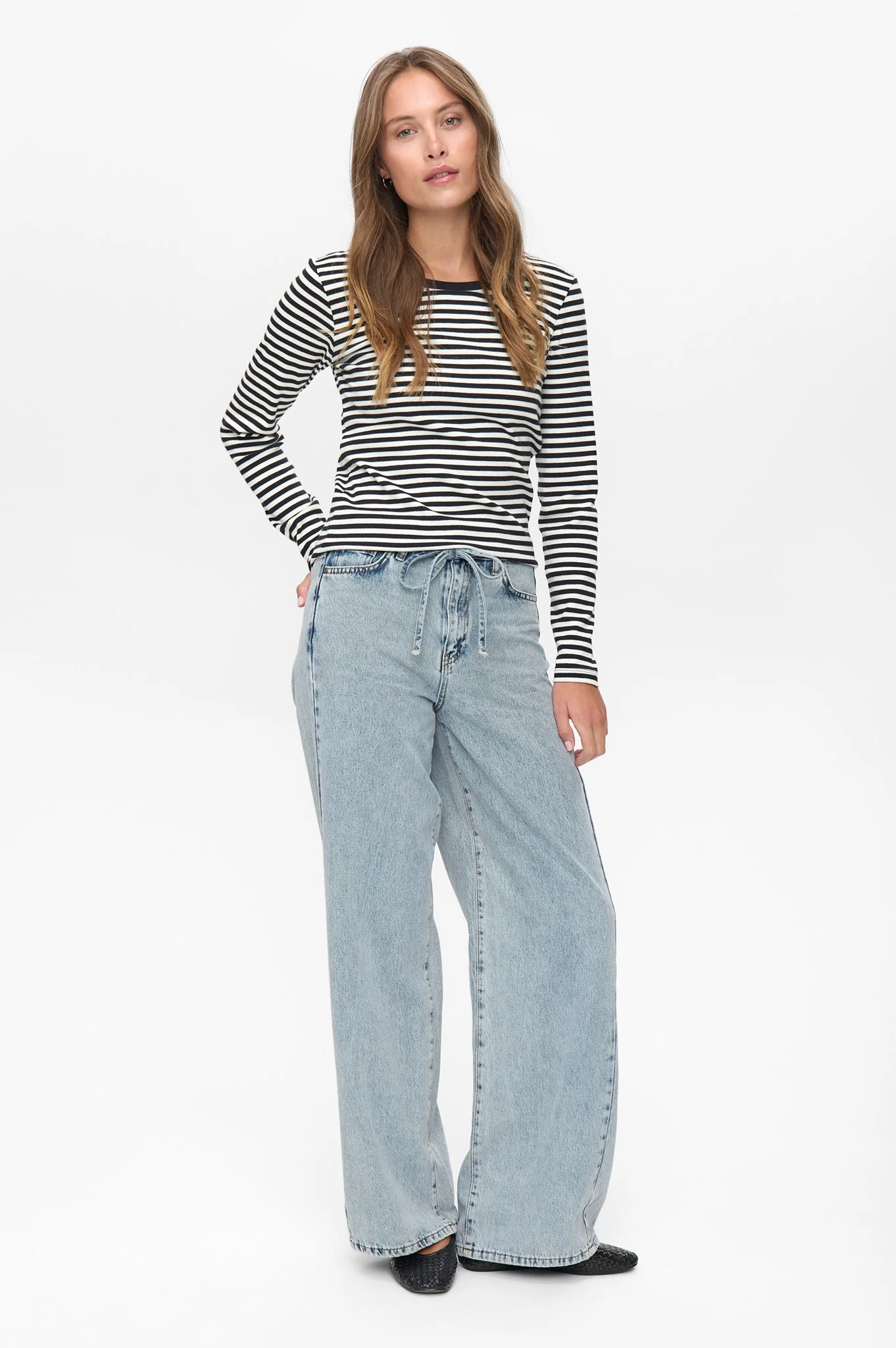 NUMELANY LS BLOUSE - Caviar - Image 3