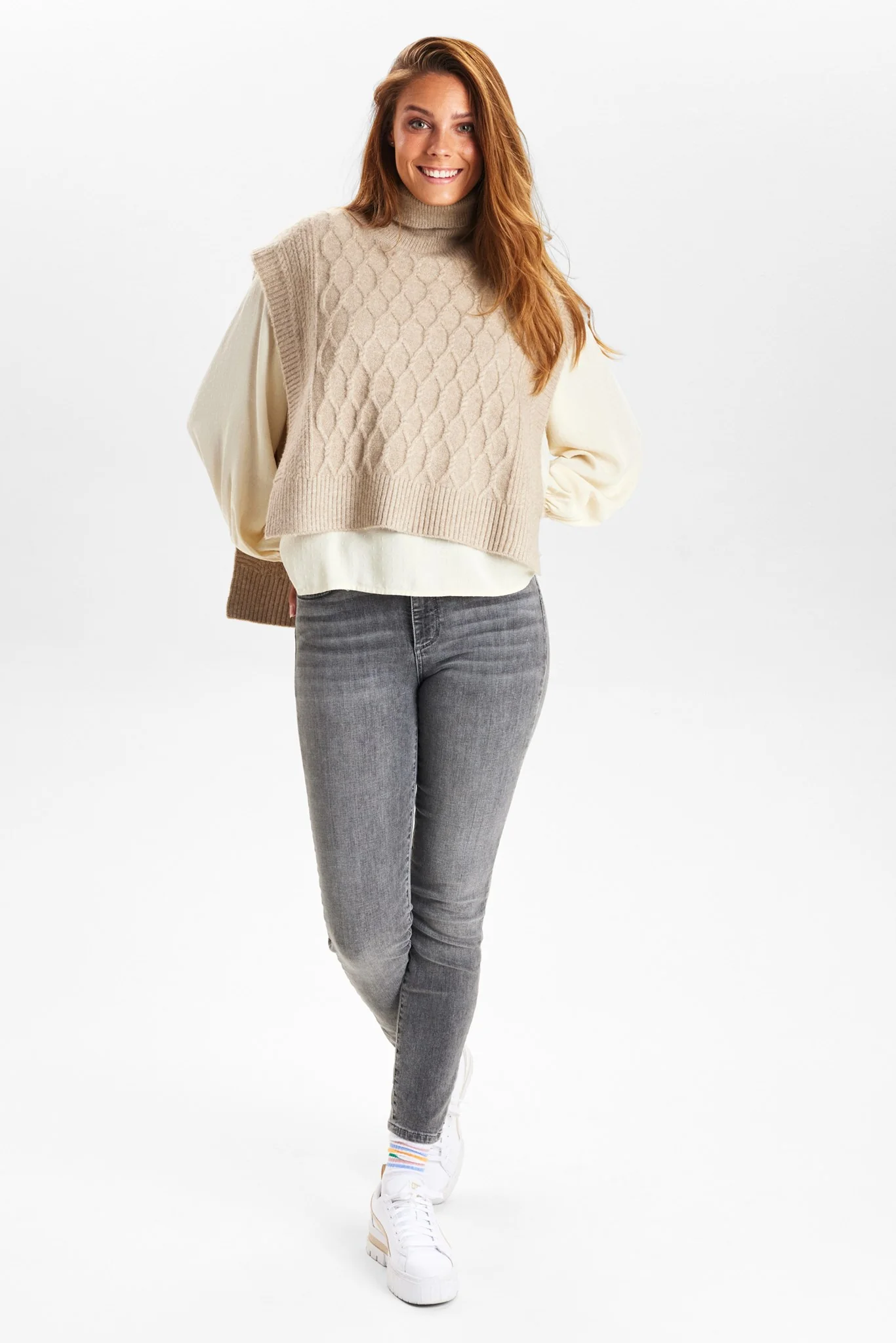 NUNILA PONCHO - Tannin - Image 3