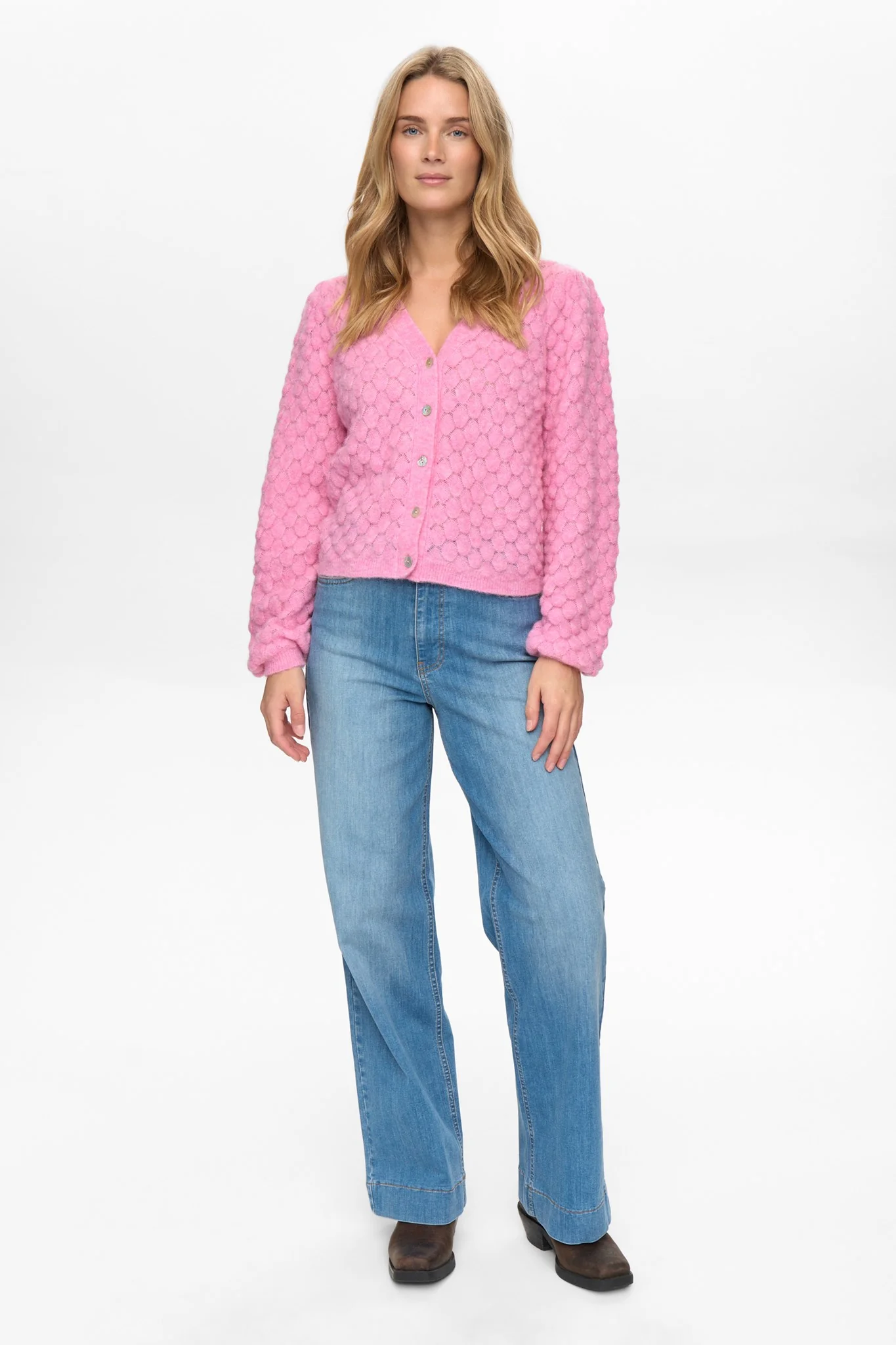 NURIETTE LEAF POINTELLE CARDIGAN - LILAC SACHET - Image 3