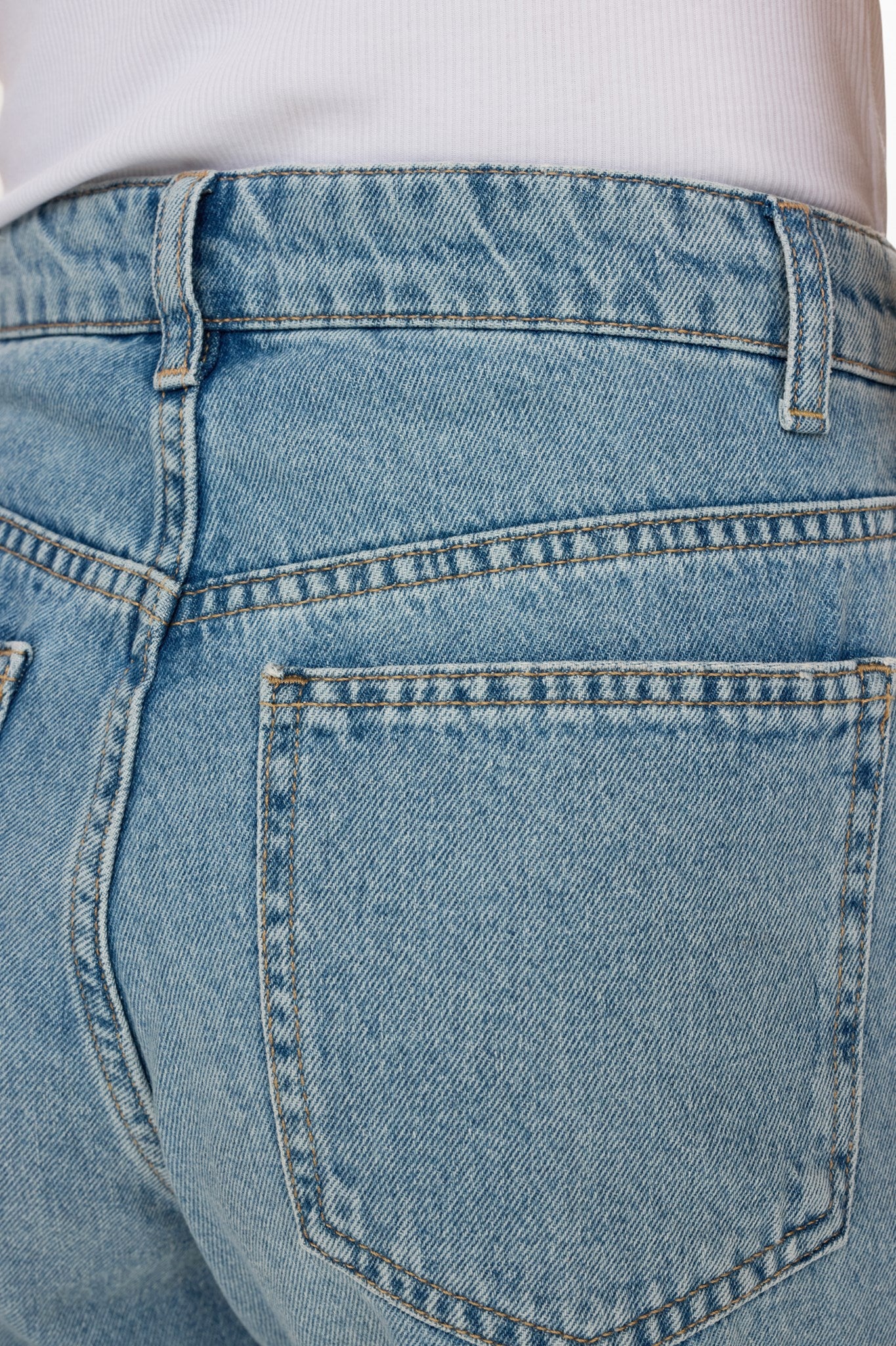 NUSEVILLE - M-R BARREL JEANS P3010 - Light Blue Denim - Image 5