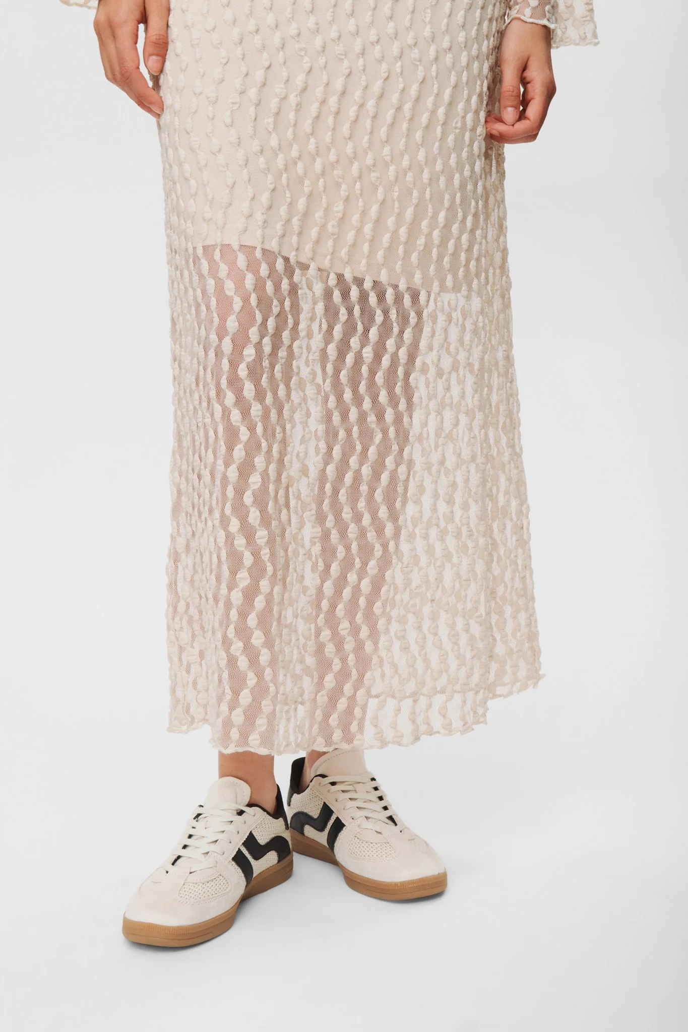 NUTURI DRESS - Taupe Gray - Image 5