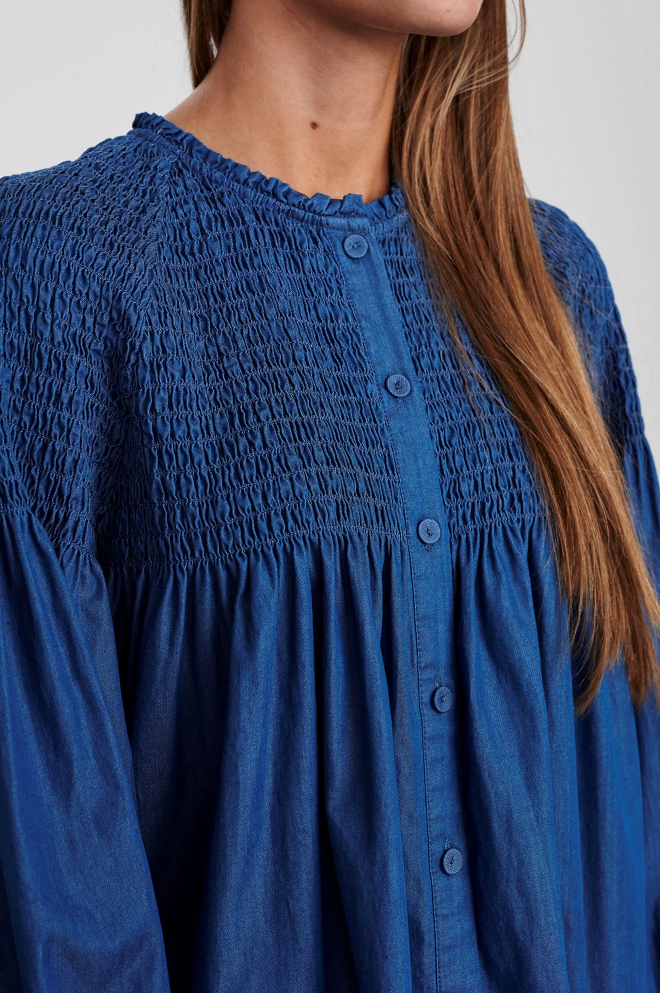 SISARA DRESS - Medium Blue Denim - Image 4